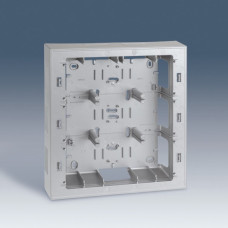 Коробка для наружного монтажа 3 - рядной рамки с суппортами, 250 х 268 х 53 мм, s82c, алюминий (1 шт.) simon 82867-33